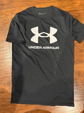 Under Armour Gray T-Shirt